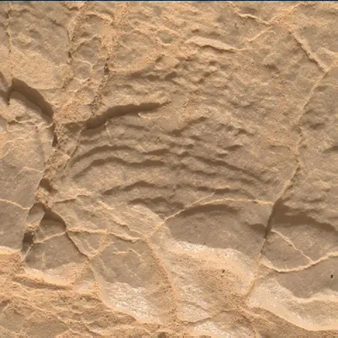 Sol 2945: Mars Hand Lens Imager (MAHLI)