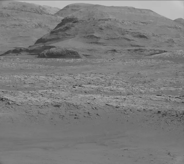 Sol 2946: Mast Camera (Mastcam)