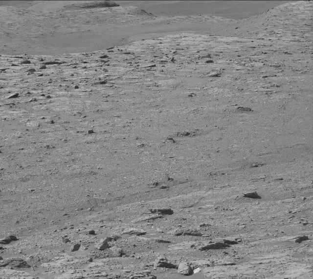 Sol 2946: Mast Camera (Mastcam)