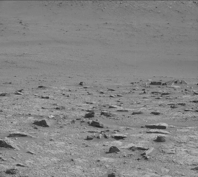 Sol 2946: Mast Camera (Mastcam)