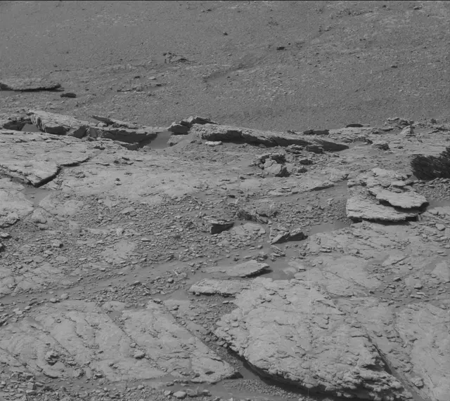 Sol 2946: Mast Camera (Mastcam)