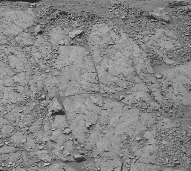 Sol 2946: Mast Camera (Mastcam)