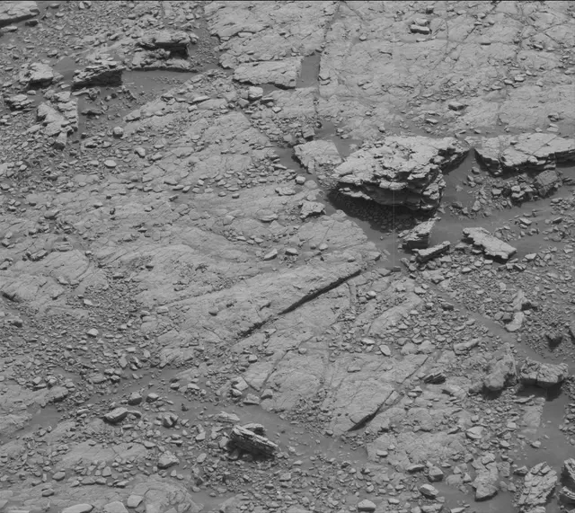 Sol 2946: Mast Camera (Mastcam)