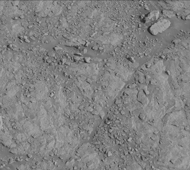 Sol 2946: Mast Camera (Mastcam)