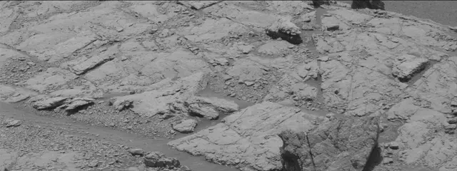 Sol 2947: Mast Camera (Mastcam)