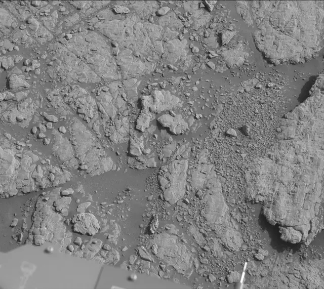 Sol 2947: Mast Camera (Mastcam)