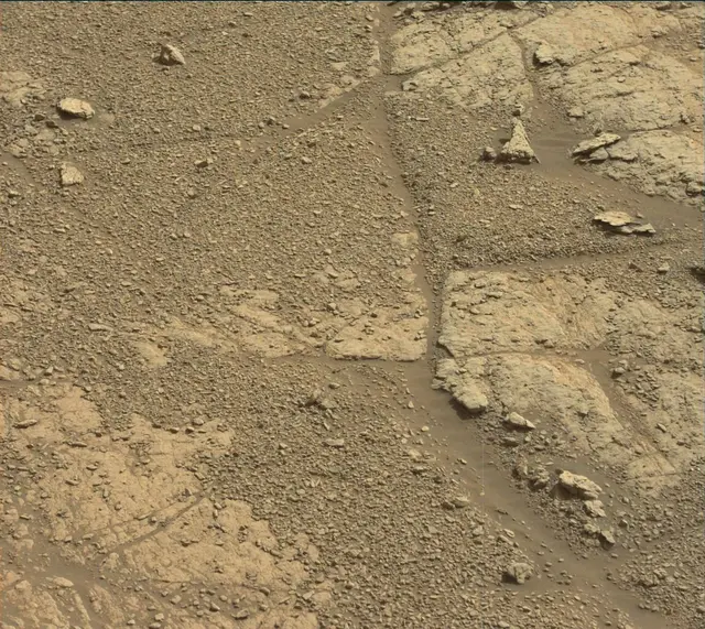 Sol 2947: Mast Camera (Mastcam)