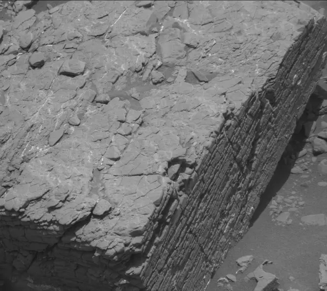Sol 2947: Mast Camera (Mastcam)