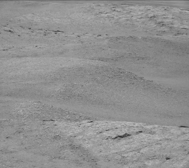 Sol 2947: Mast Camera (Mastcam)