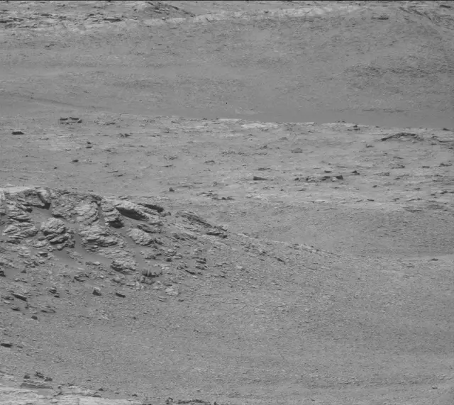 Sol 2947: Mast Camera (Mastcam)