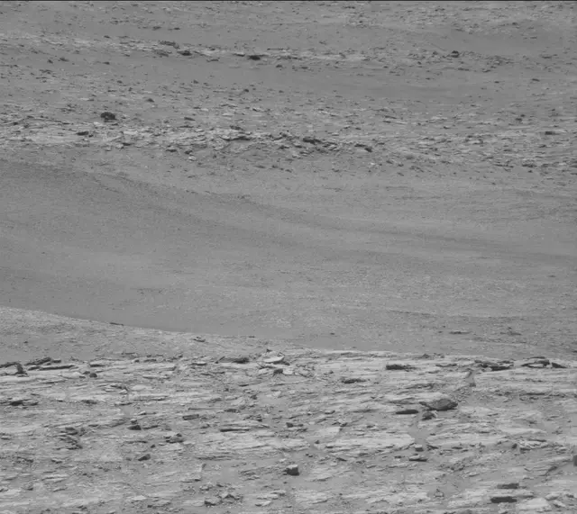 Sol 2947: Mast Camera (Mastcam)