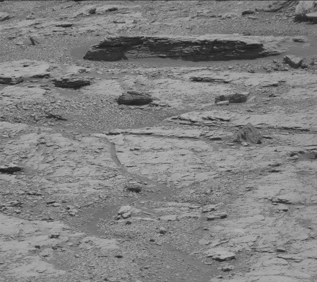 Sol 2947: Mast Camera (Mastcam)