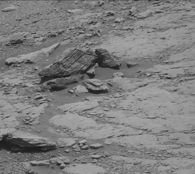 Sol 2947: Mast Camera (Mastcam)