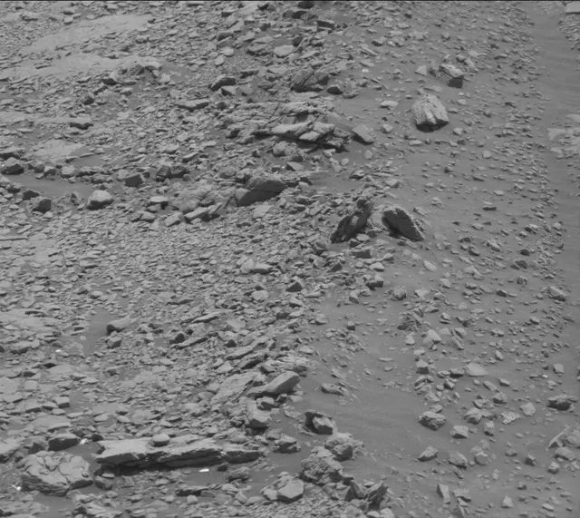 Sol 2947: Mast Camera (Mastcam)