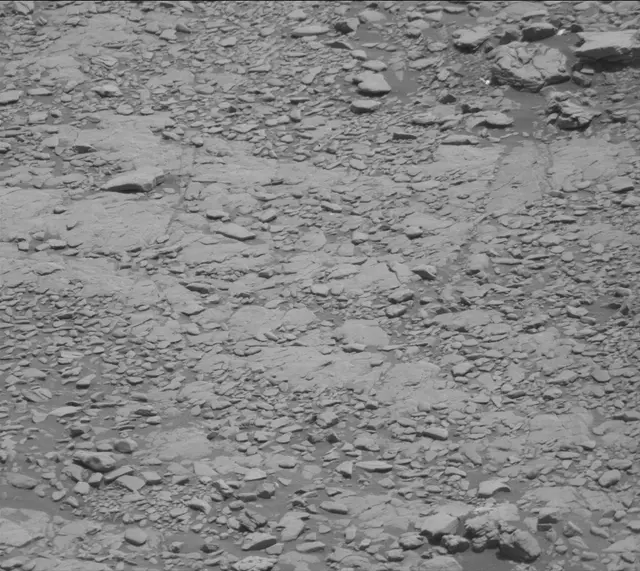 Sol 2947: Mast Camera (Mastcam)