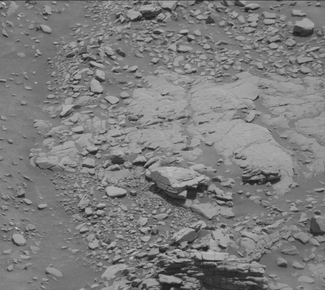 Sol 2947: Mast Camera (Mastcam)