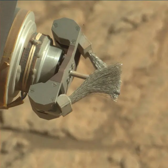 Sol 2949: Mast Camera (Mastcam)