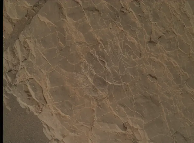 Sol 2949: Mars Hand Lens Imager (MAHLI)