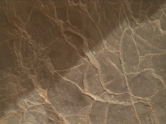 Sol 2949: Mars Hand Lens Imager (MAHLI)