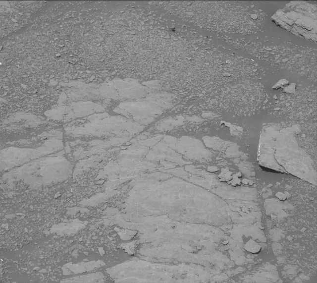 Sol 2950: Mast Camera (Mastcam)