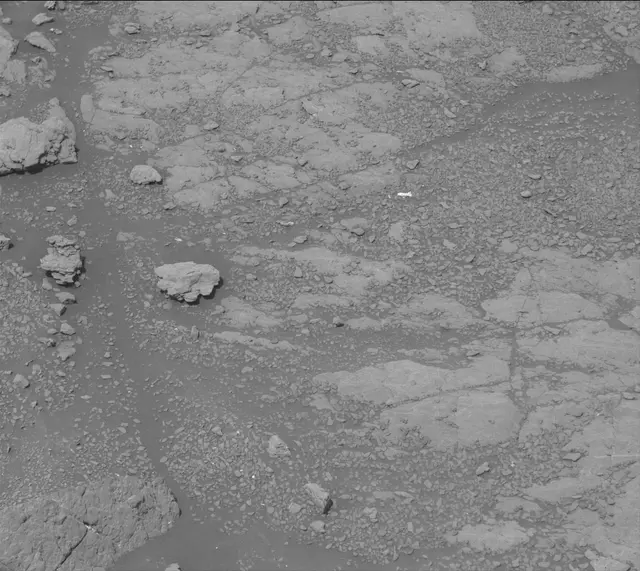 Sol 2950: Mast Camera (Mastcam)