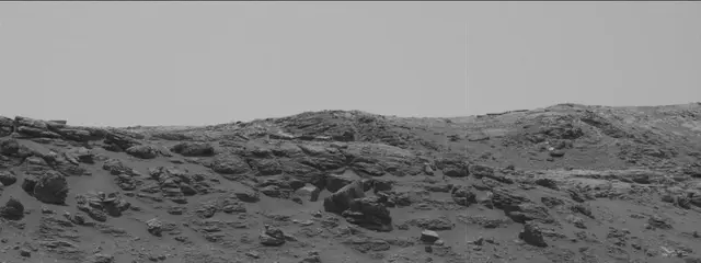 Sol 2950: Mast Camera (Mastcam)