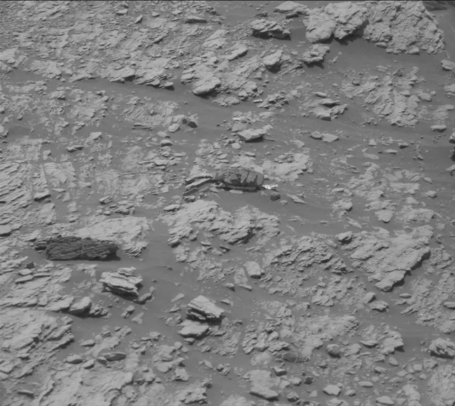 Sol 2950: Mast Camera (Mastcam)