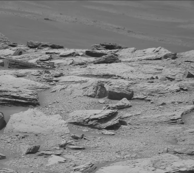 Sol 2950: Mast Camera (Mastcam)