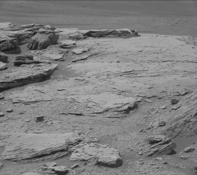 Sol 2950: Mast Camera (Mastcam)