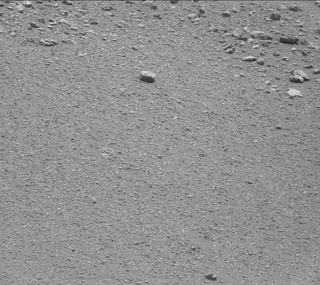 Sol 2950: Mast Camera (Mastcam)