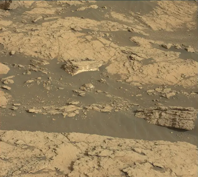 Sol 2951: Mast Camera (Mastcam)