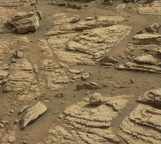 Sol 2951: Mast Camera (Mastcam)