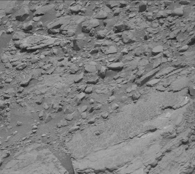 Sol 2951: Mast Camera (Mastcam)