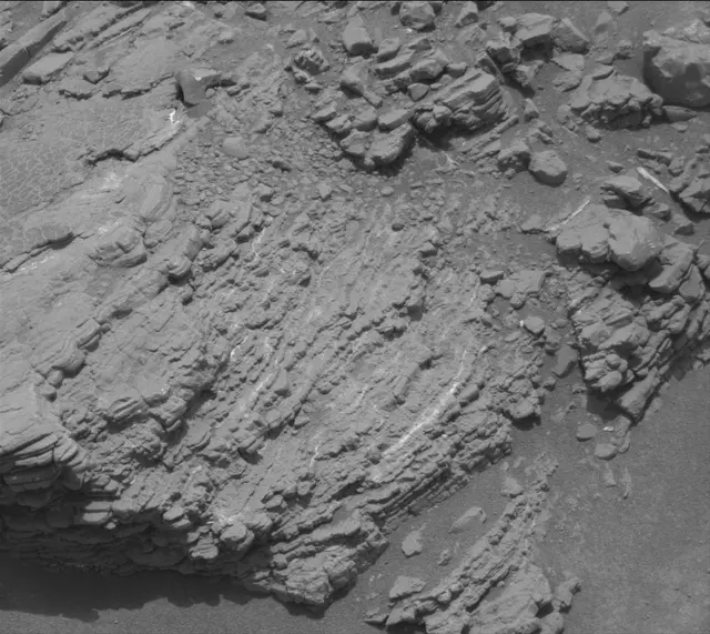 Sol 2951: Mast Camera (Mastcam)