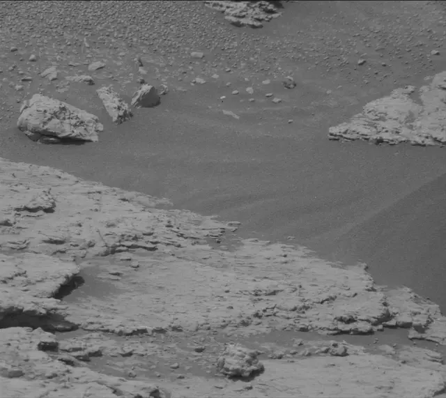 Sol 2954: Mast Camera (Mastcam)