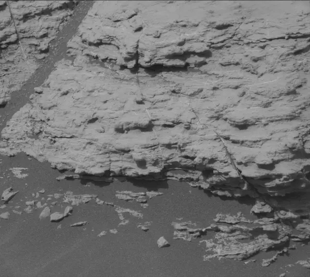 Sol 2954: Mast Camera (Mastcam)