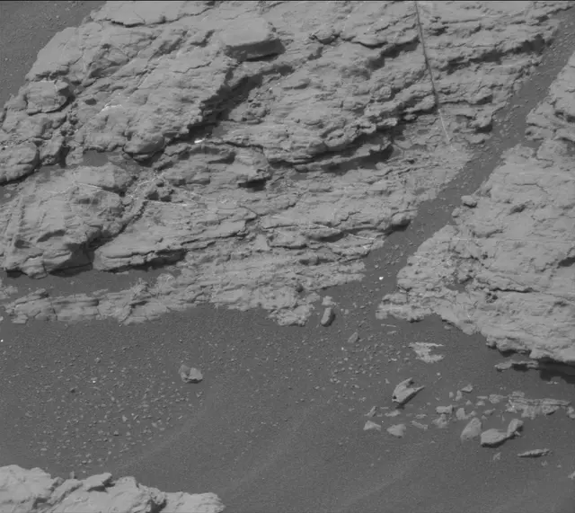 Sol 2954: Mast Camera (Mastcam)