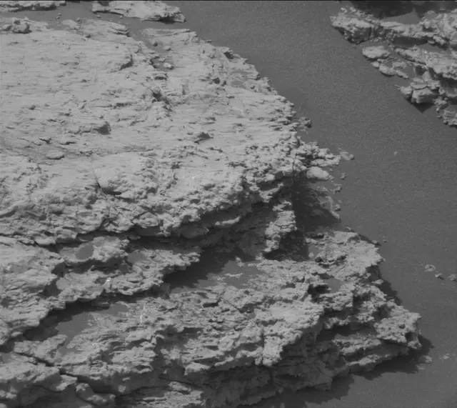 Sol 2954: Mast Camera (Mastcam)