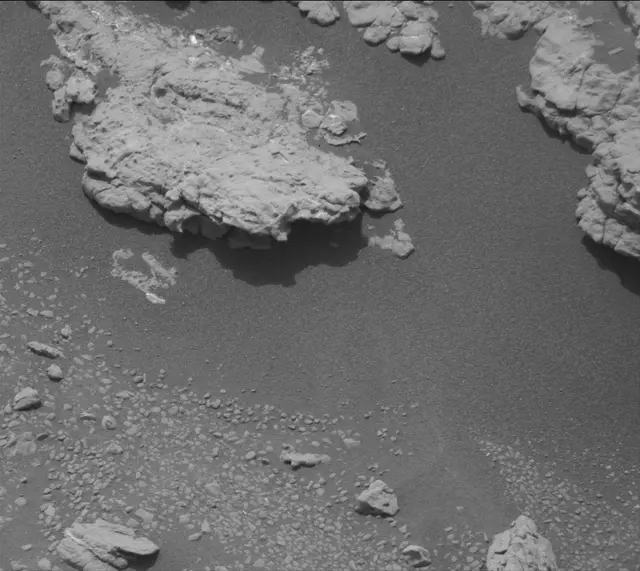 Sol 2954: Mast Camera (Mastcam)
