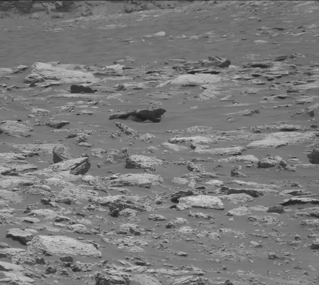 Sol 2961: Mast Camera (Mastcam)