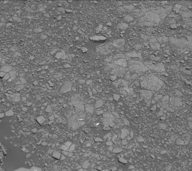 Sol 2963: Mast Camera (Mastcam)