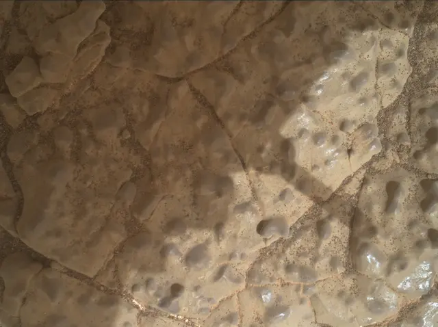 Sol 2965: Mars Hand Lens Imager (MAHLI)