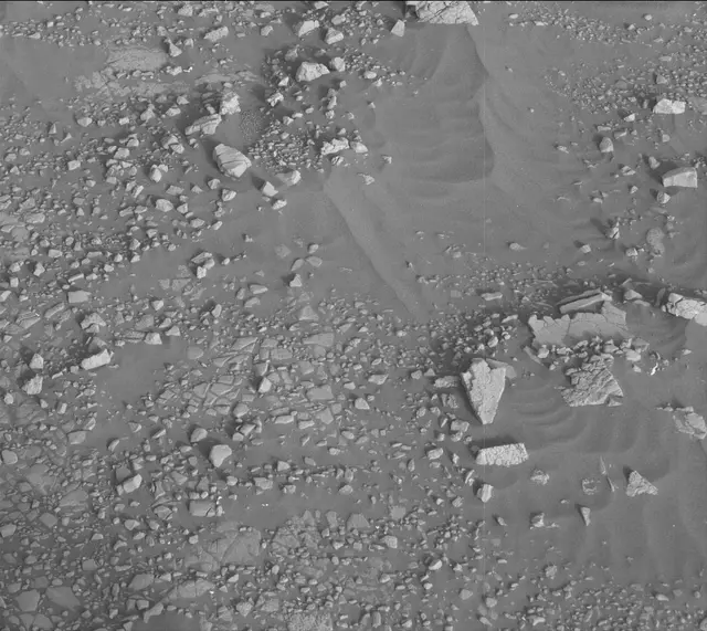 Sol 2967: Mast Camera (Mastcam)