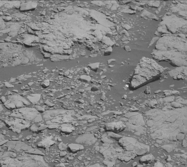 Sol 2967: Mast Camera (Mastcam)