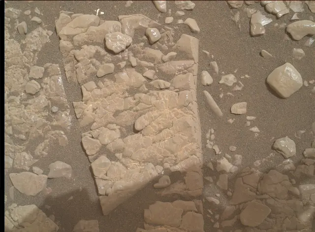 Sol 2967: Mars Hand Lens Imager (MAHLI)