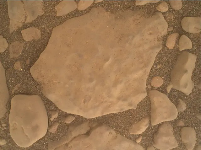 Sol 2972: Mars Hand Lens Imager (MAHLI)