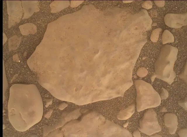 Sol 2972: Mars Hand Lens Imager (MAHLI)