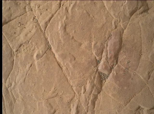 Sol 2974: Mars Hand Lens Imager (MAHLI)