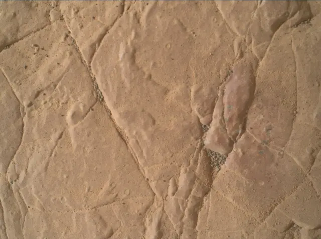 Sol 2974: Mars Hand Lens Imager (MAHLI)