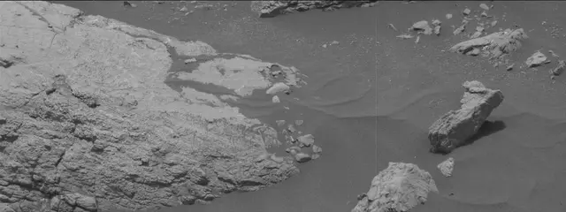 Sol 2975: Mast Camera (Mastcam)